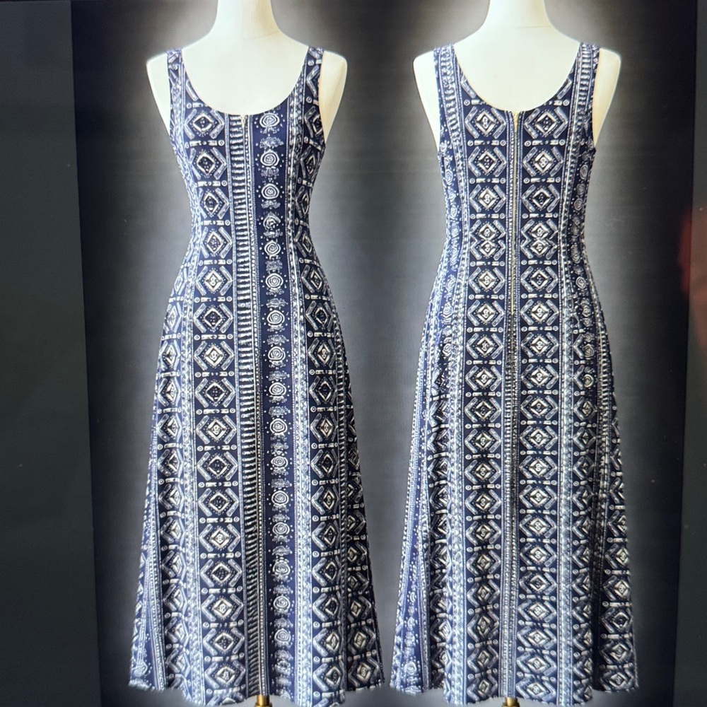 Vintage Blue and White Sleeveless Patterned Maxi Dress with Scoop Neck.